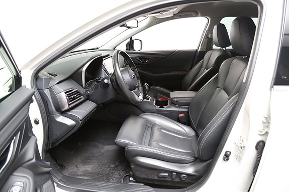 Subaru Outback 10 of 25