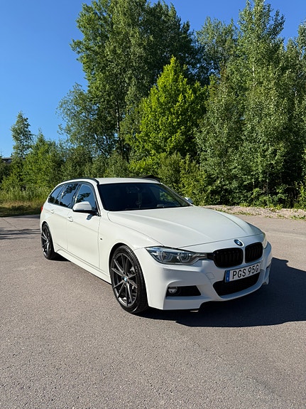 BMW 320d 3 of 11