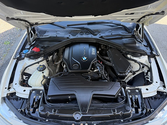 BMW 320d 11 of 11