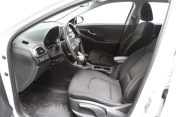Hyundai i30 10 of 23