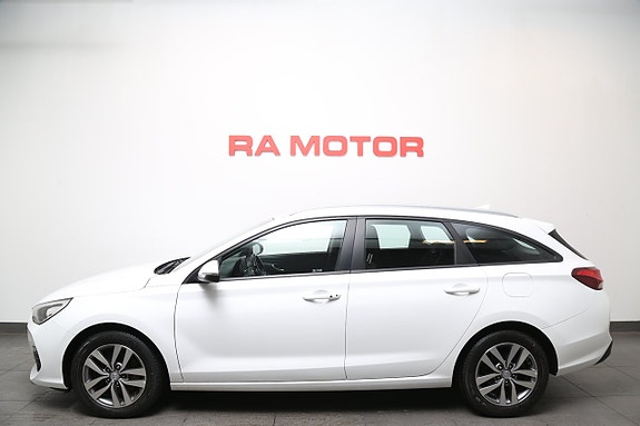 Hyundai i30 3 of 23