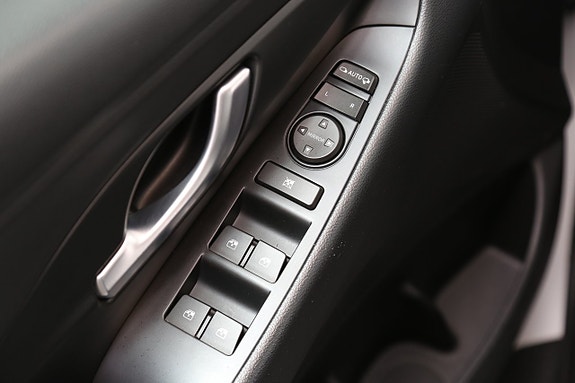 Hyundai i30 11 of 23
