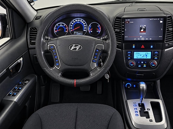 Hyundai Santa Fe 12 of 14