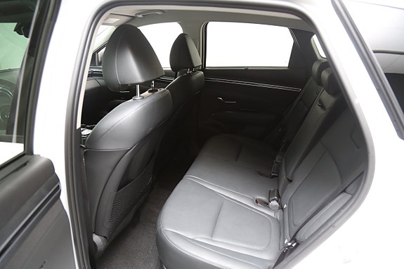 Hyundai Tucson 26 of 29