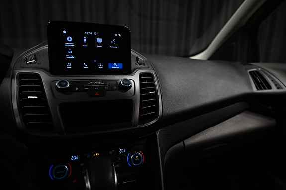 Ford Transit Connect 22 of 27