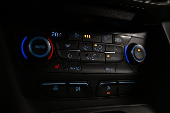 Ford Transit Connect 21 of 27