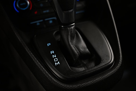 Ford Transit Connect 20 of 27
