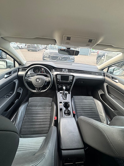 Volkswagen Passat 4 of 5