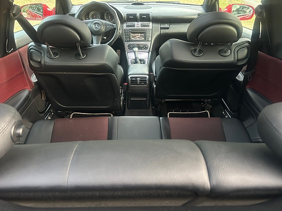 Mercedes-Benz CLC180 7 of 12