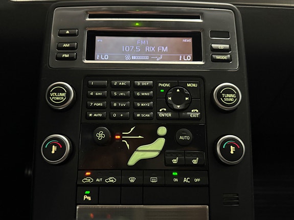 Volvo V70 17 of 19
