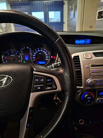 Hyundai i20 12 of 20