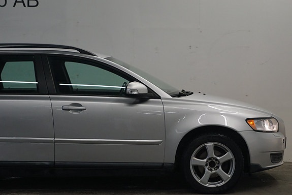 Volvo V50 10 of 23