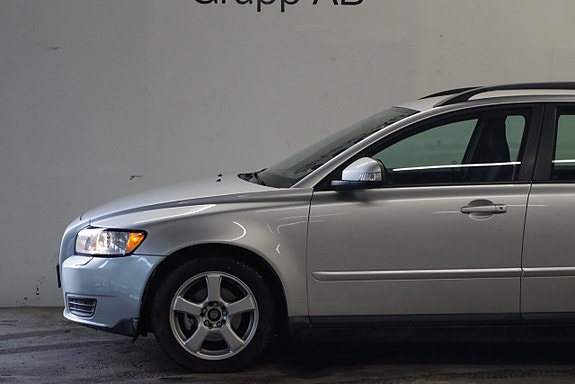 Volvo V50 5 of 23