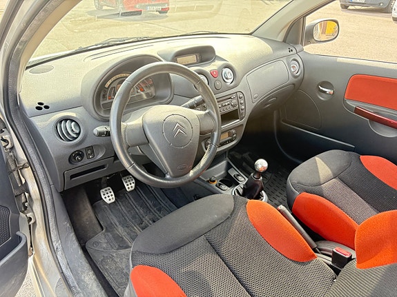 Citroen C2 7 of 8