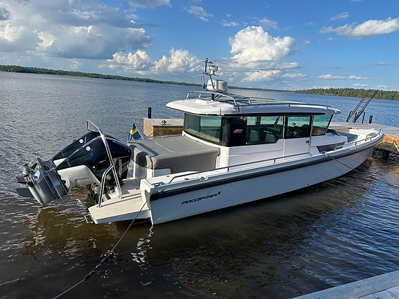 Axopar 37 AC 2x300 Mercury Verado V8 ”Höstpris” 3 of 18