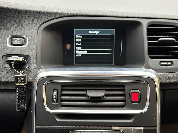 Volvo V60 20 of 25