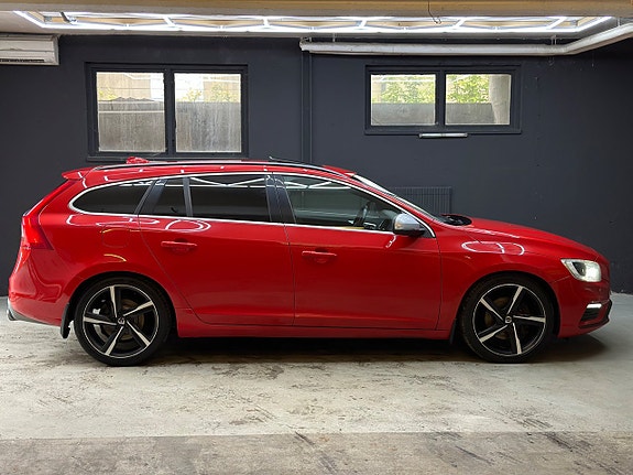 Volvo V60 6 of 25