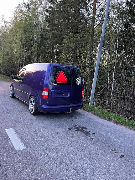 Volkswagen Caddy 2 of 9