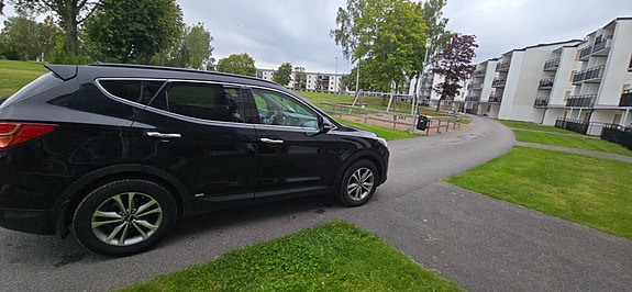 Hyundai Santa Fe 4 of 13
