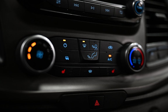 Ford Transit Custom 24 of 30