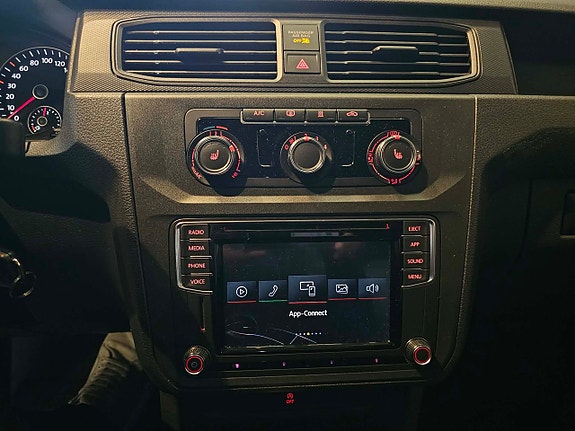 Volkswagen Caddy Maxi 9 of 14