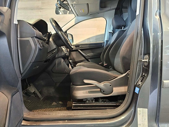 Volkswagen Caddy Maxi 5 of 14