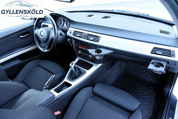 BMW 320d 11 of 15