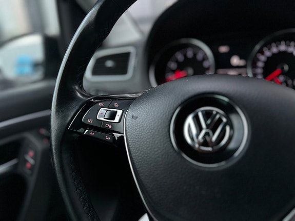 Volkswagen Polo 9 of 19