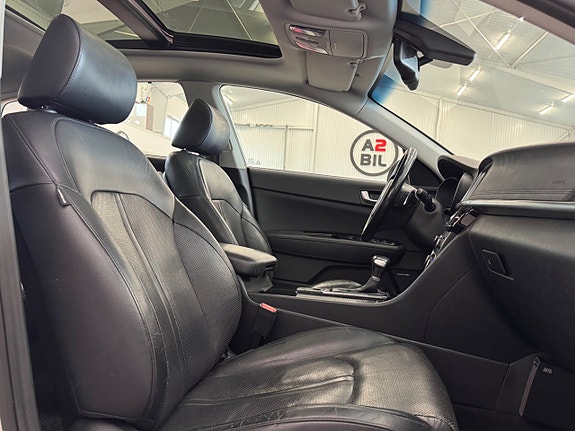 Kia Optima 13 of 27