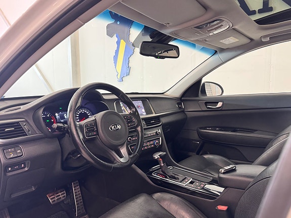 Kia Optima 10 of 27