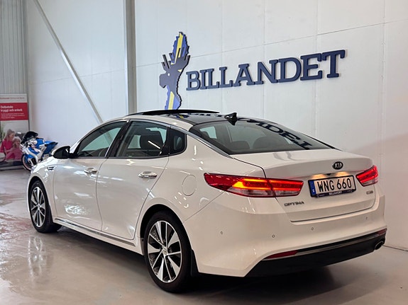 Kia Optima 4 of 27