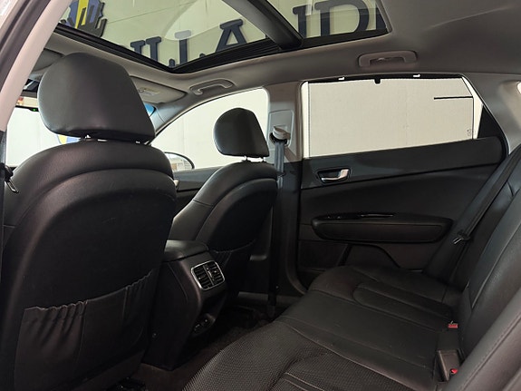 Kia Optima 14 of 27