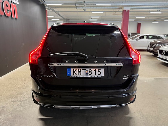 Volvo XC60 4 of 16