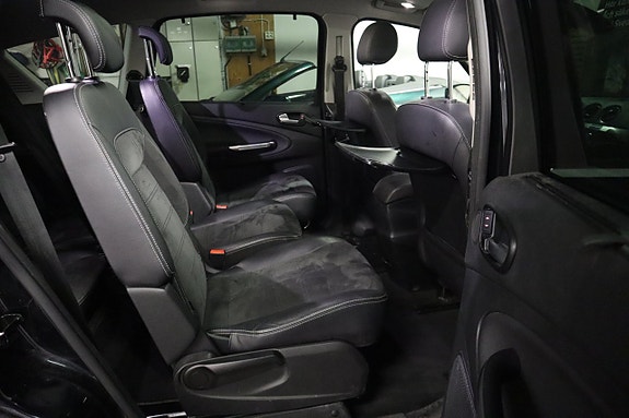 Ford S-MAX 12 of 14
