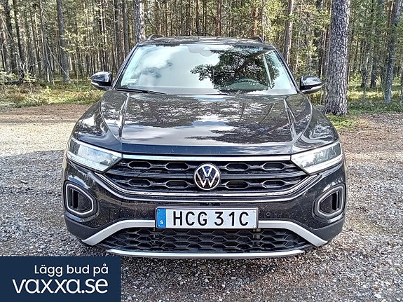 Volkswagen T-Roc 2 of 12