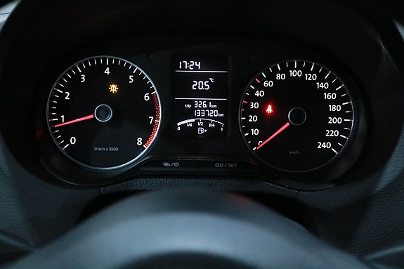 Volkswagen Polo 9 of 13
