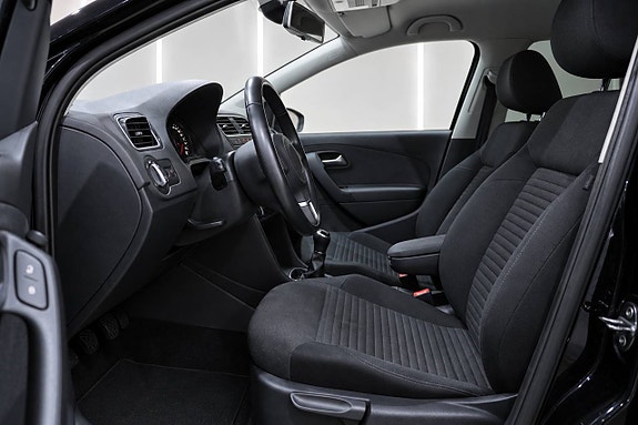 Volkswagen Polo 5 of 13