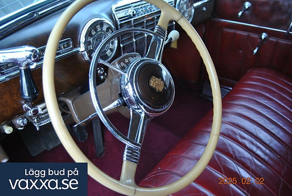 Cadillac Convertible 17 of 30