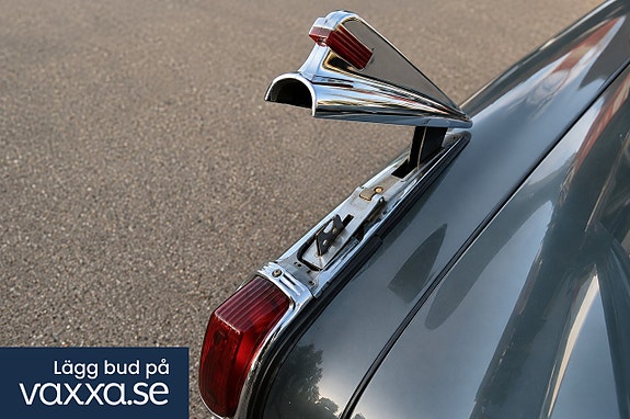 Cadillac Convertible 14 of 30