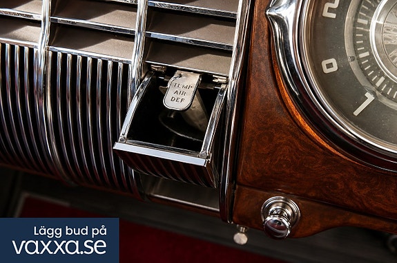 Cadillac Convertible 6 of 30