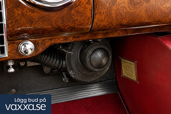 Cadillac Convertible 5 of 30