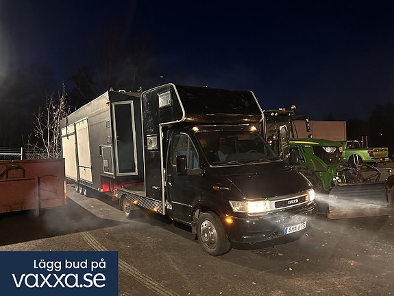 Iveco Daily 35 + Treaxlad mobilscenstrailer 8 of 23