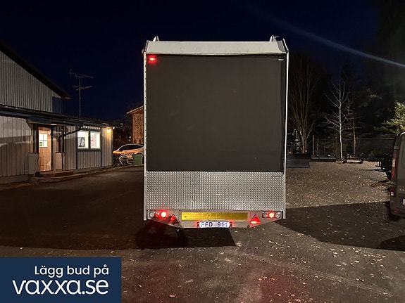 Iveco Daily 35 + Treaxlad mobilscenstrailer 10 of 23