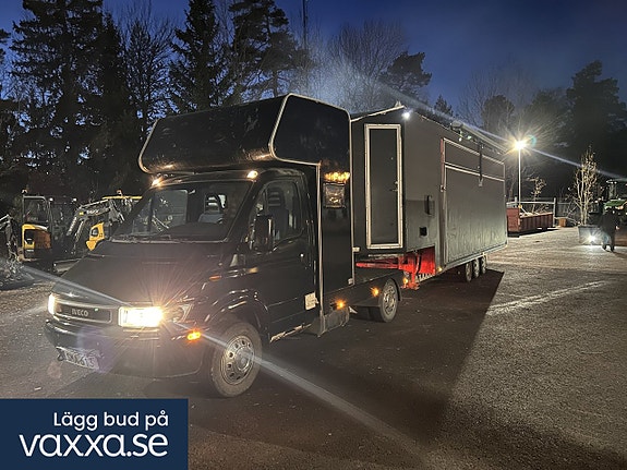 Iveco Daily 35 + Treaxlad mobilscenstrailer 13 of 23