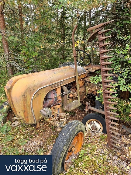 Veterantraktor Porsche A133 med slåtterbalk. 5 of 16
