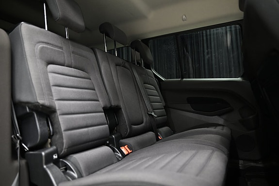 Ford Connect Tourneo 8 of 30