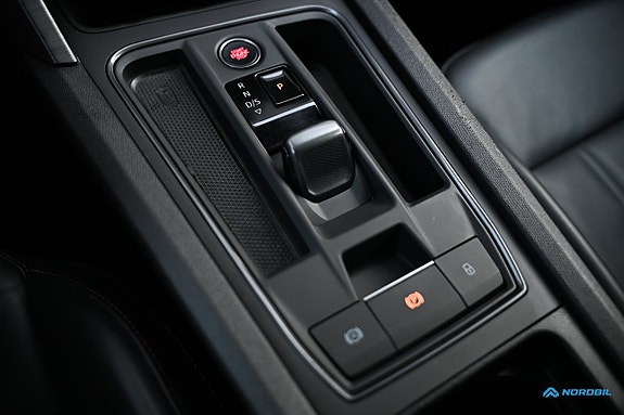 Cupra Formentor e-HYBRID 11 of 22