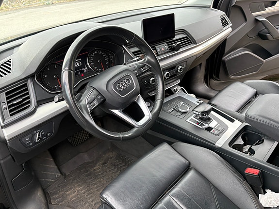 Audi Q5 4 of 13