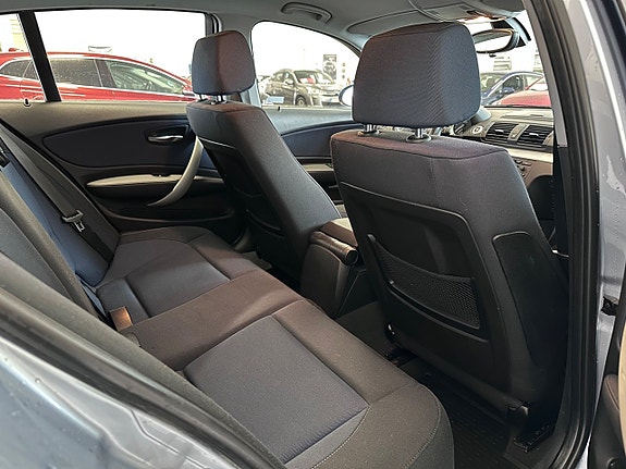 BMW 118d 22 of 22