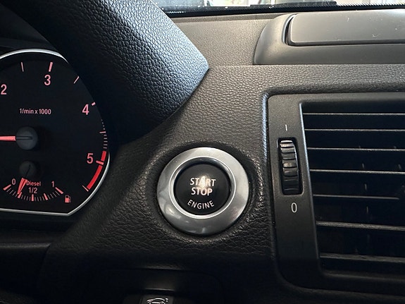 BMW 118d 18 of 22